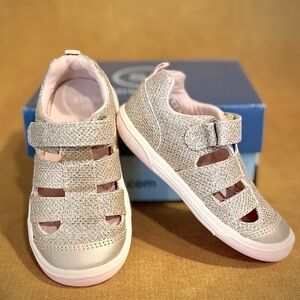 NIB stride rite toddler shoes